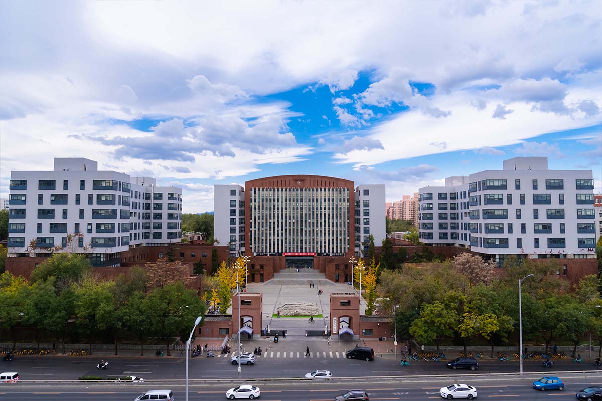 厚基础 强实践 重交叉!本科生暑期综合实习实践步履不停